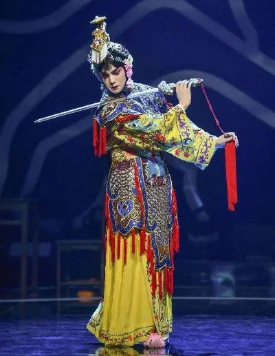 霸王别姬扇子舞-京剧扇子舞尽显东方美