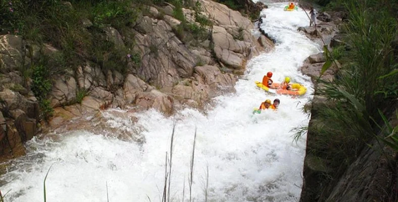 芙蓉峡漂流游戏攻略-芙蓉峡漂流体验指南